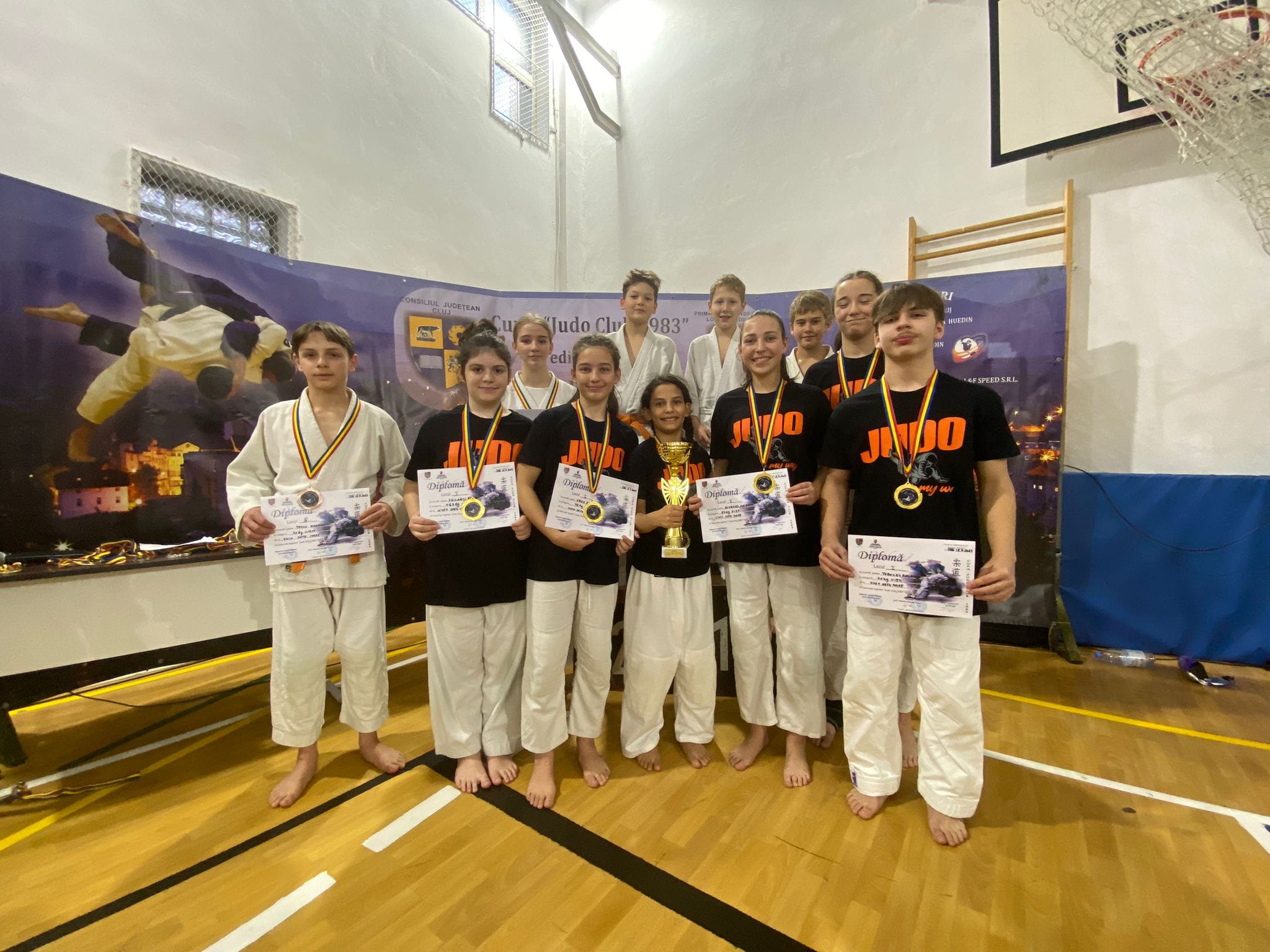 Echipa de judo CSM Olimpia–Unio Satu Mare pe primul loc la Huedin